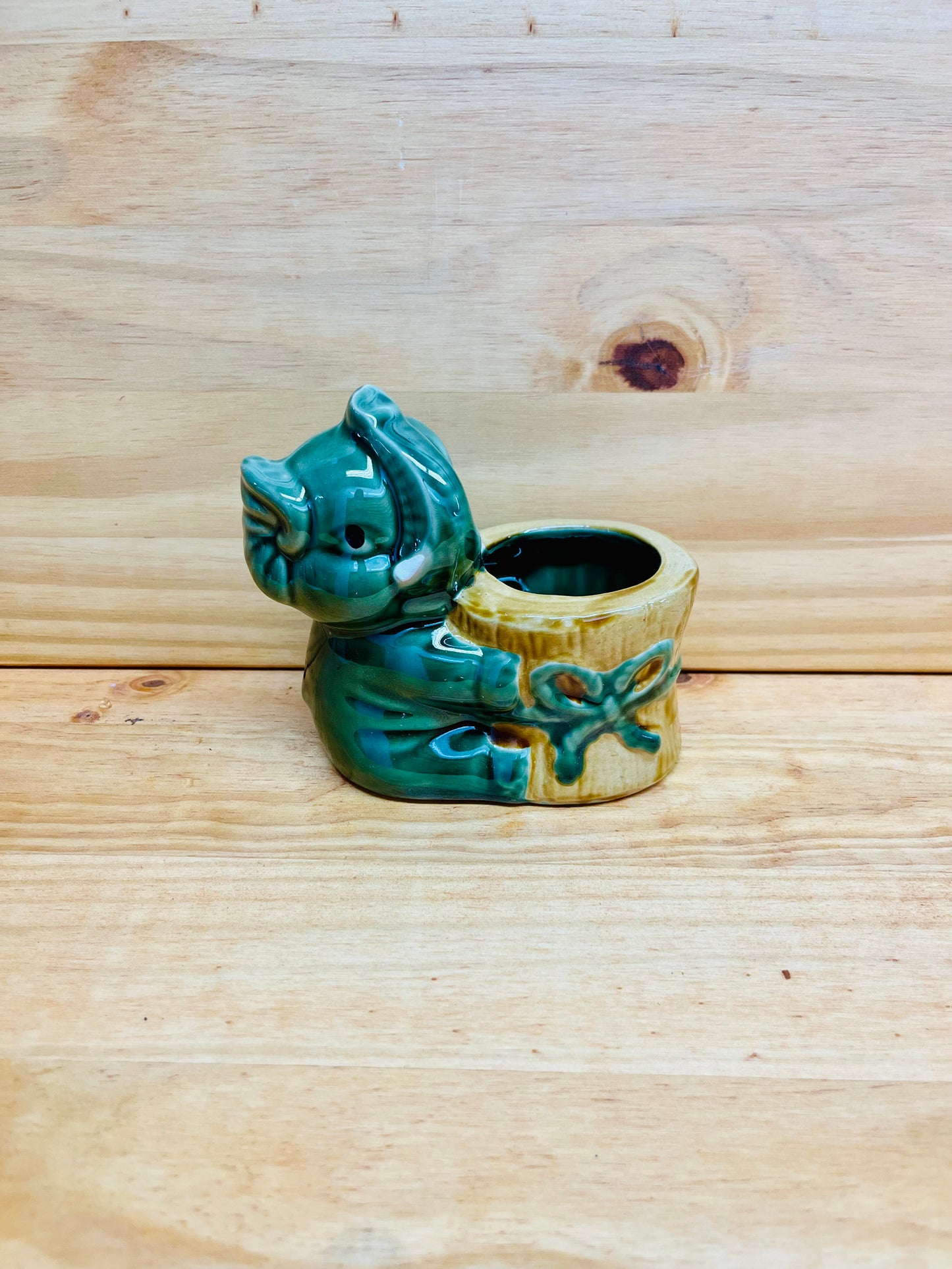 Happy Elephant Vase with Bow For Lucky Bamboo